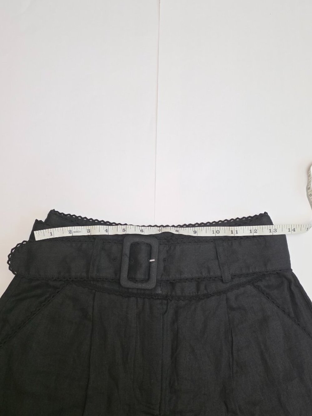 Veronica Beard Hobbes Belted Shorts - Picture 14 of 16